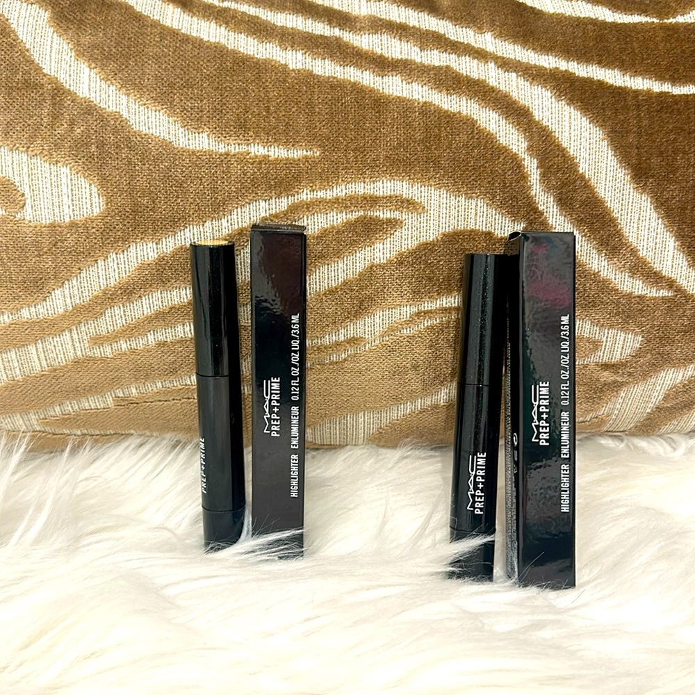 New bundle of 2 full size MAC cosmetics.